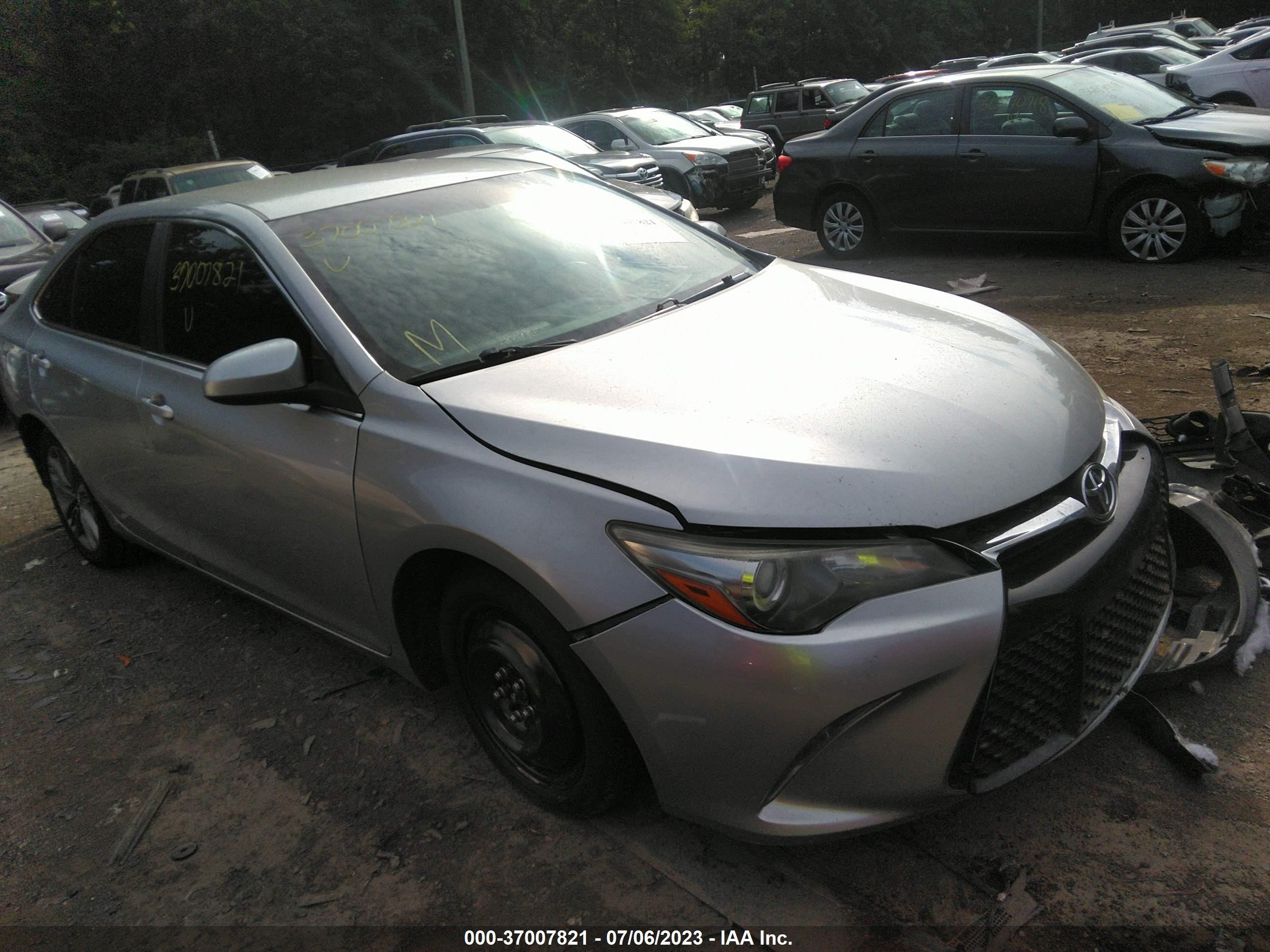 toyota camry 2015 4t1bf1fk2fu054726