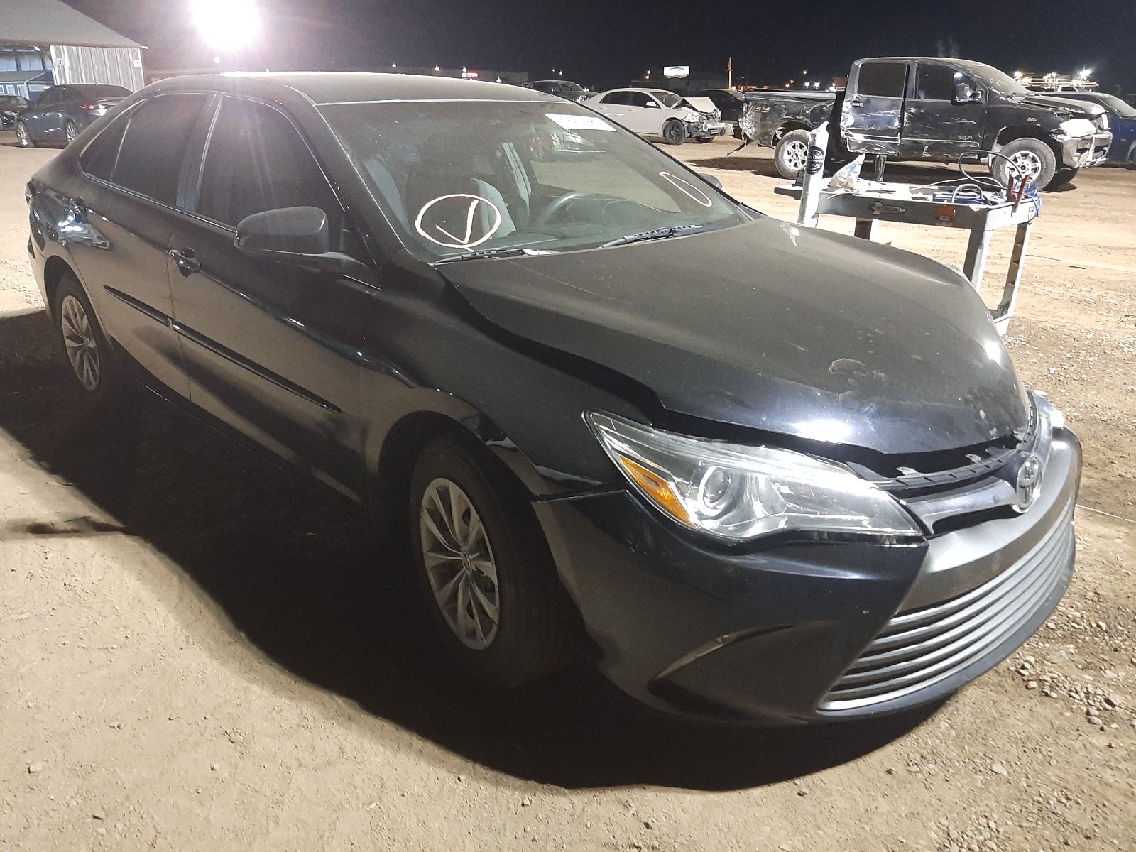 toyota  2016 4t1bf1fk2gu563765