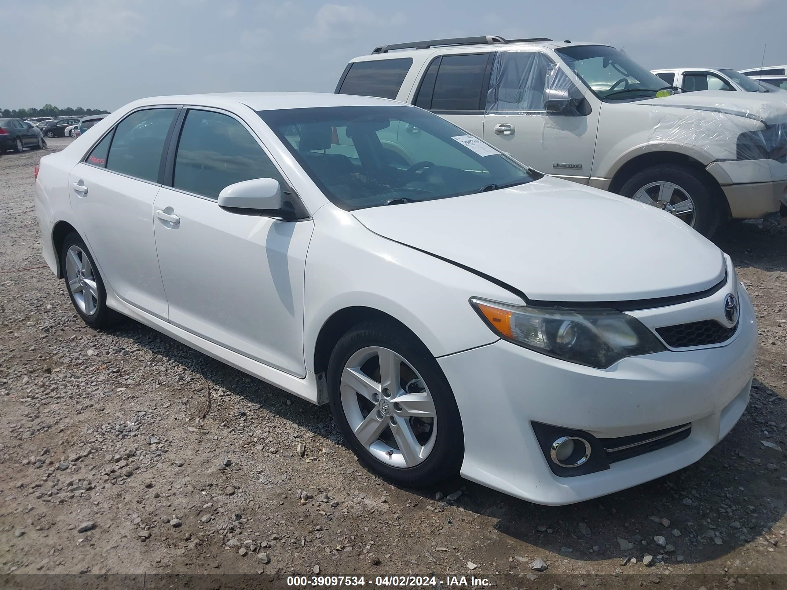 toyota camry 2014 4t1bf1fk4eu303705