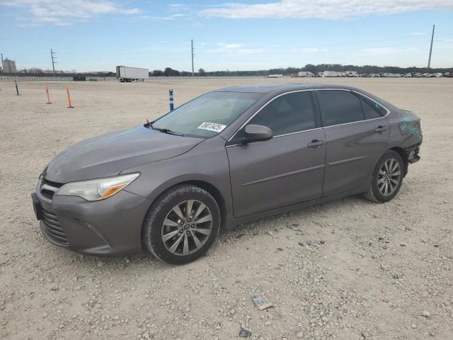 toyota camry le 2016 4t1bf1fk4gu551133