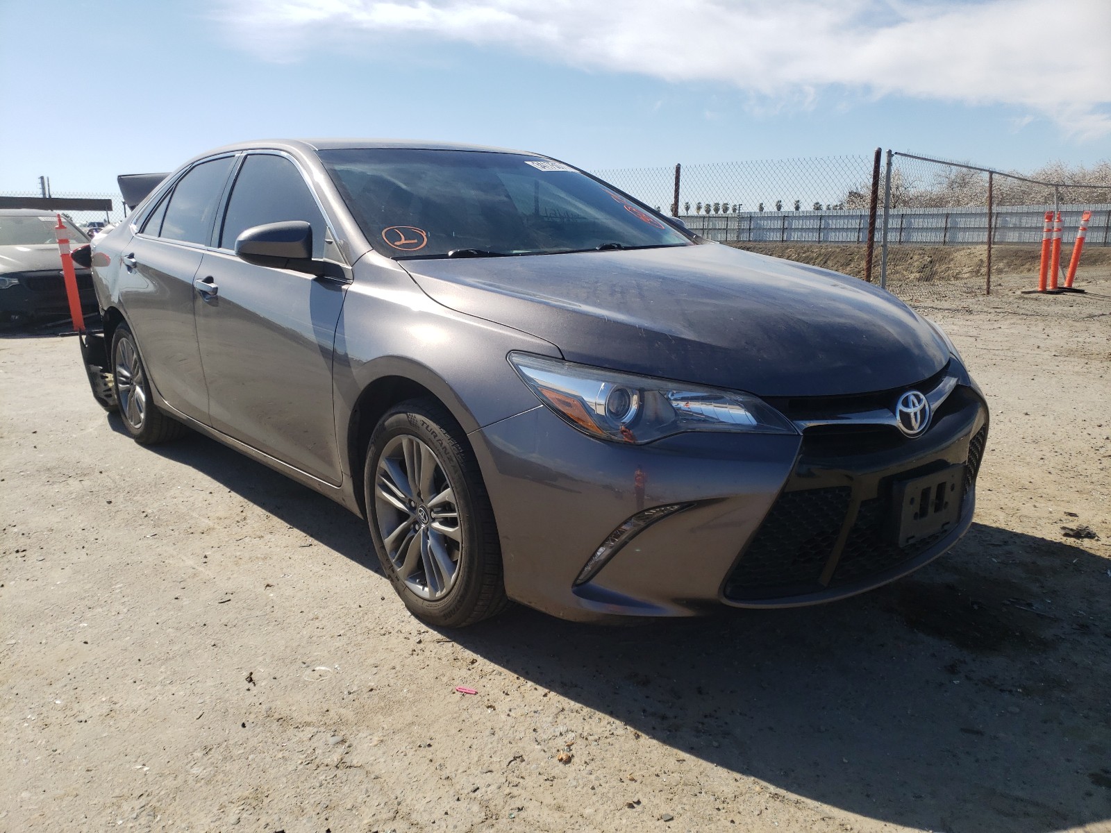 toyota camry le 2016 4t1bf1fk5gu608391