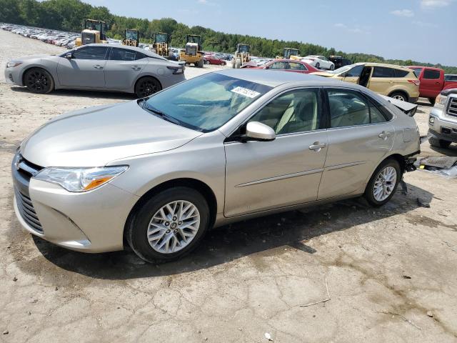 toyota camry le 2017 4t1bf1fk6hu680881