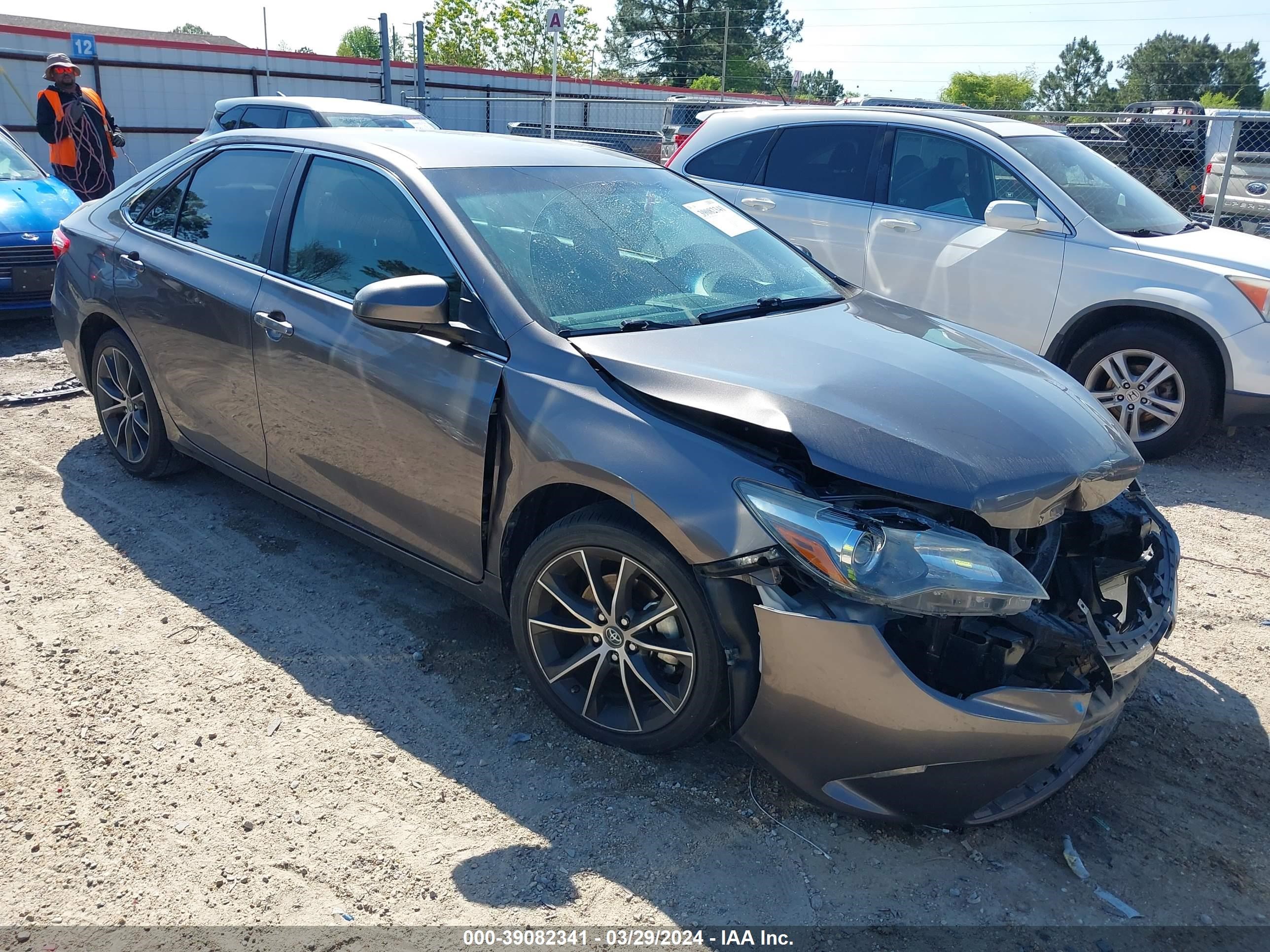 toyota camry 2016 4t1bf1fk7gu215184