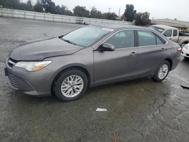 toyota camry le 2016 4t1bf1fk7gu235001