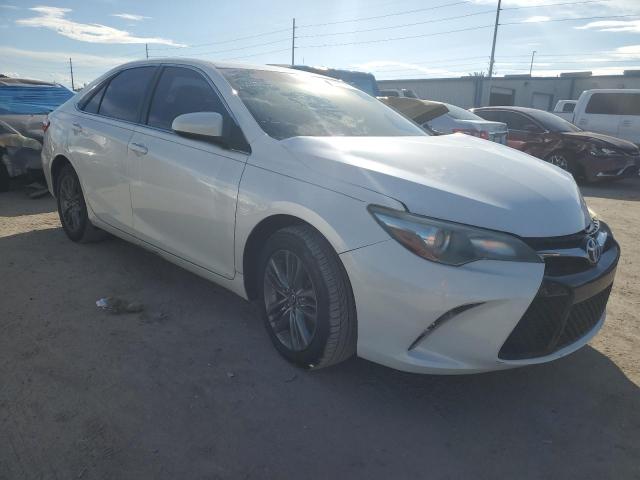 toyota camry le 2017 4t1bf1fk7hu293160