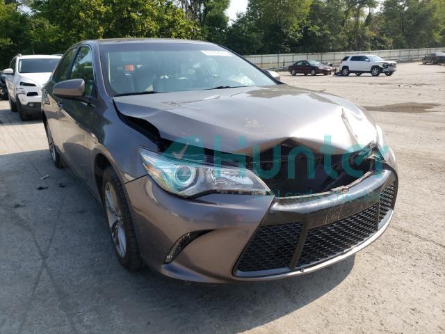 toyota camry le 2017 4t1bf1fk7hu702192