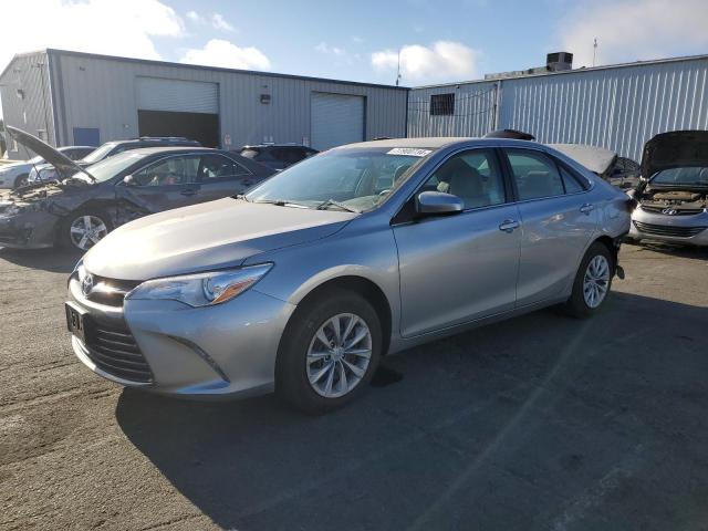 toyota camry le 2016 4t1bf1fk8gu258402