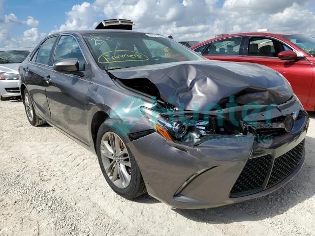 toyota camry le 2016 4t1bf1fk8gu549594