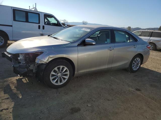 toyota camry le 2017 4t1bf1fk8hu301525