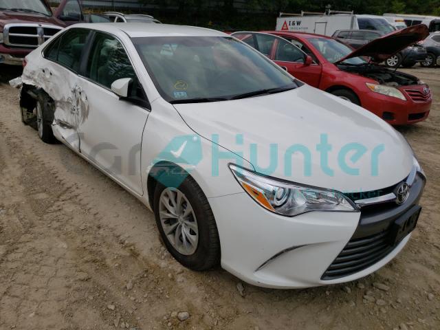 toyota camry le 2017 4t1bf1fk8hu451487