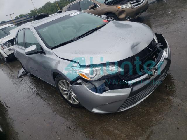toyota camry le 2017 4t1bf1fk8hu745682