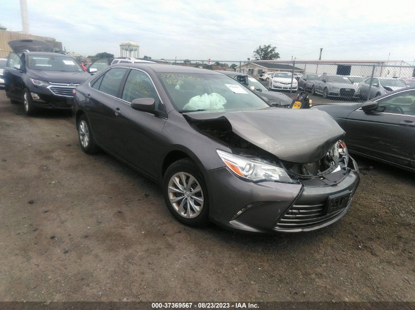 toyota camry 2017 4t1bf1fk8hu812197