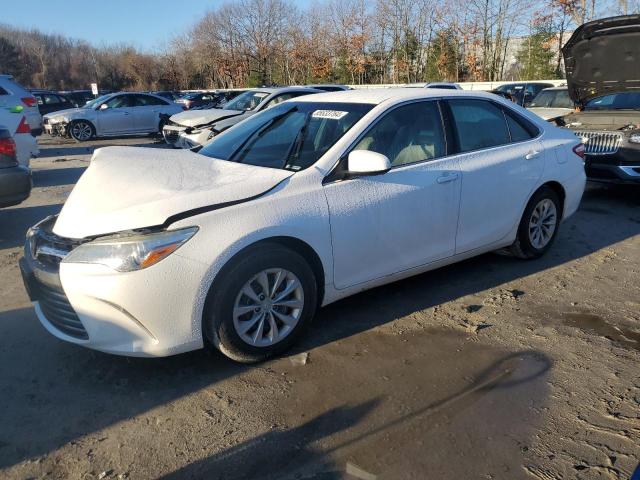 toyota camry le 2015 4t1bf1fk9fu494300