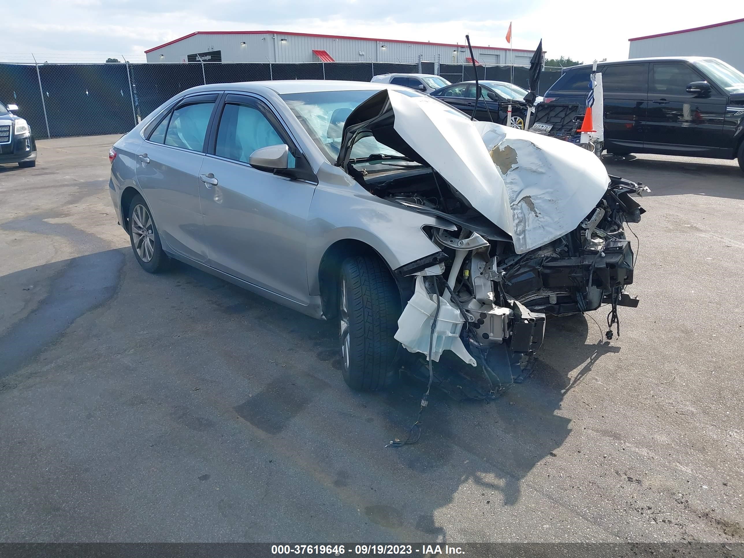 toyota camry 2016 4t1bf1fkxgu223652