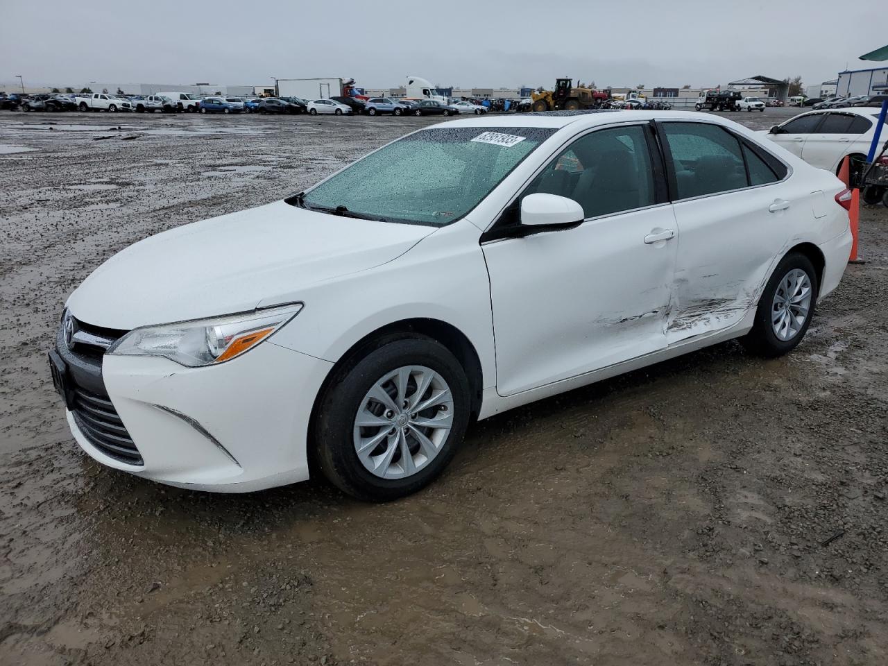 toyota camry 2017 4t1bf1fkxhu366747