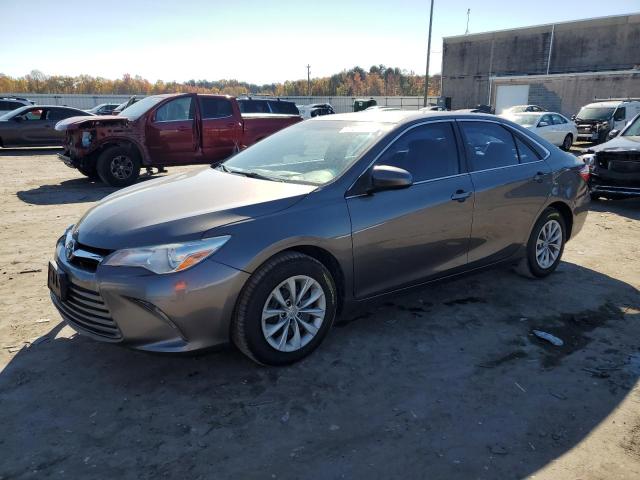 toyota camry le 2017 4t1bf1fkxhu382169