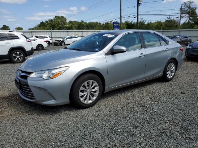 toyota camry le 2017 4t1bf1fkxhu636432