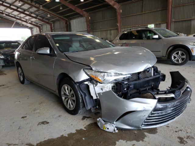 toyota camry le 2017 4t1bf1fkxhu685369