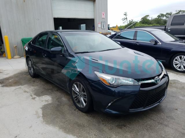 toyota camry le 2017 4t1bf1fkxhu747045