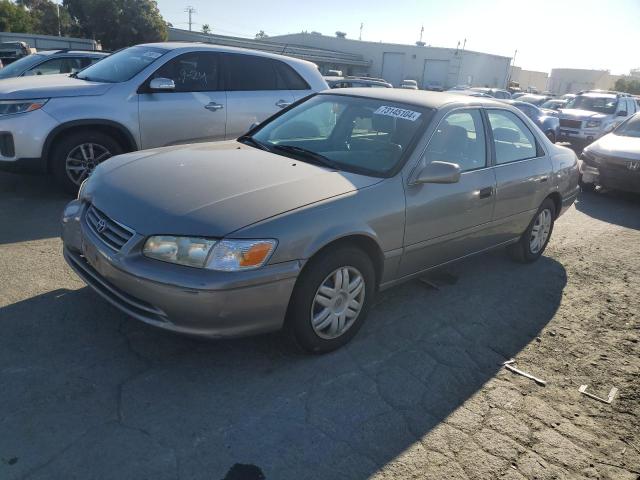 toyota camry le 2001 4t1bf22k81u123424