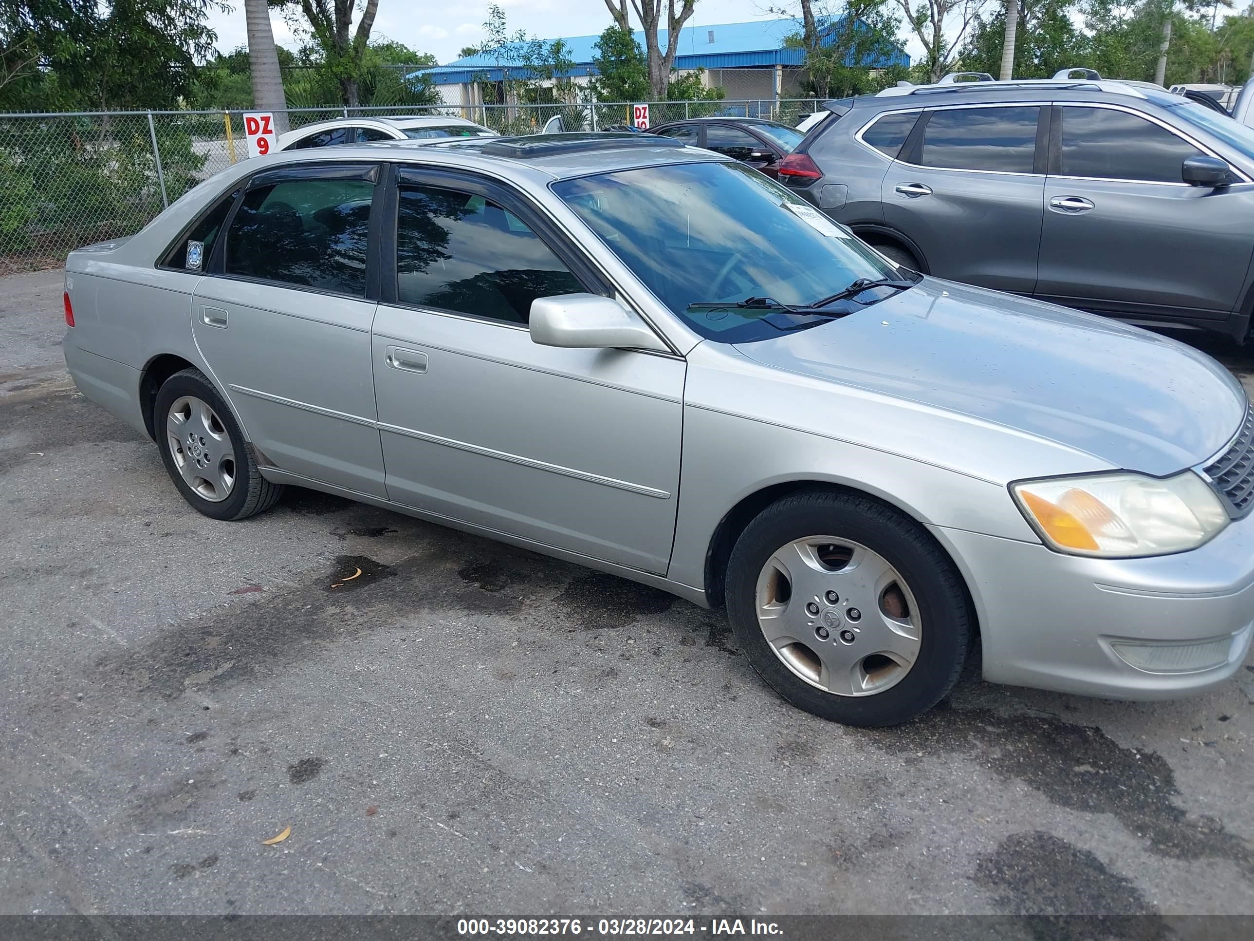 toyota avalon 2004 4t1bf28b74u362250