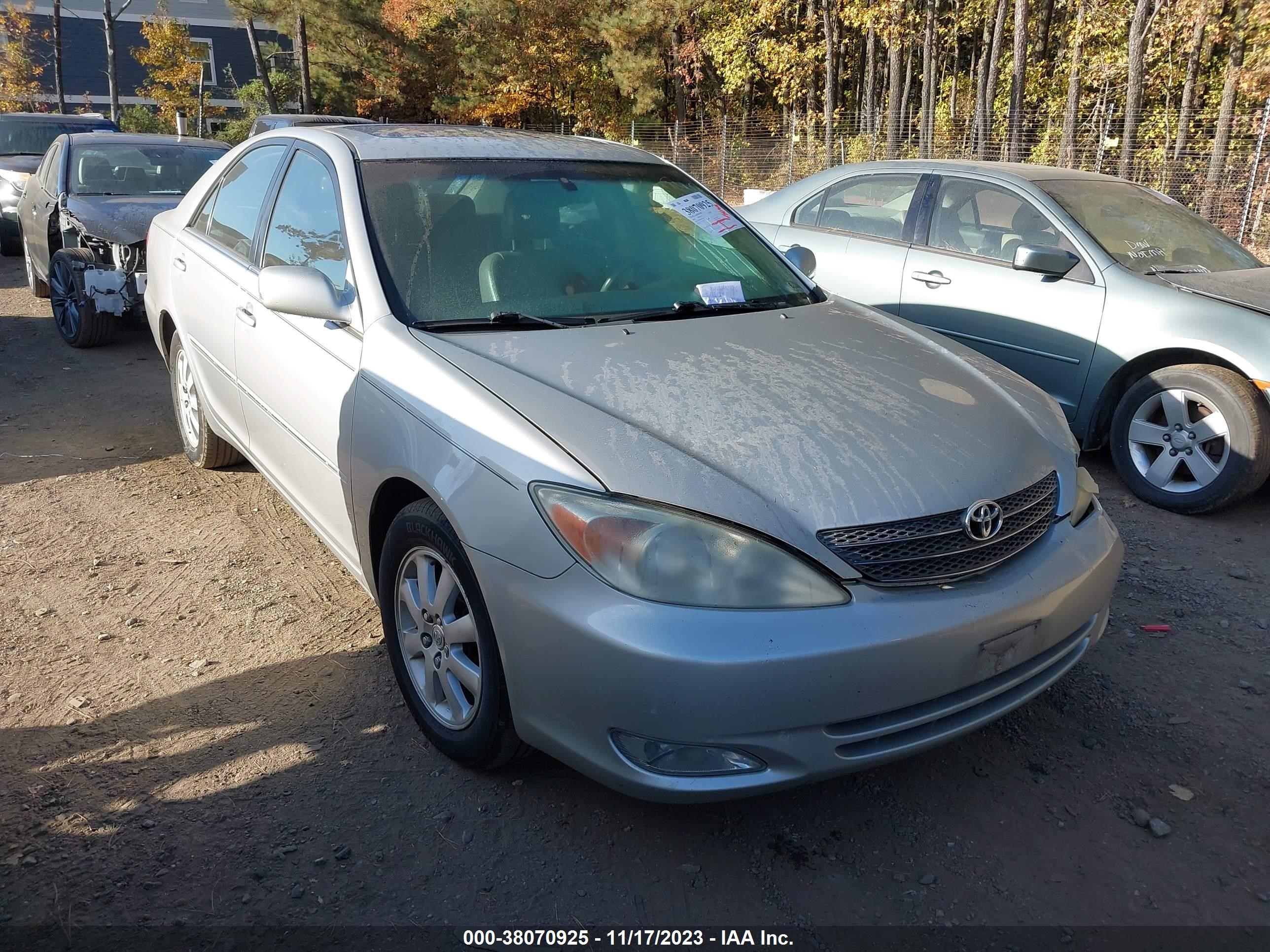 toyota camry 2004 4t1bf30k24u071673