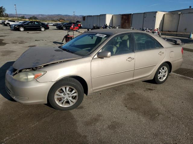 toyota camry le a 2004 4t1bf30k54u570306