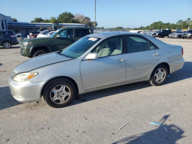 toyota camry le 2002 4t1bf30k72u022031