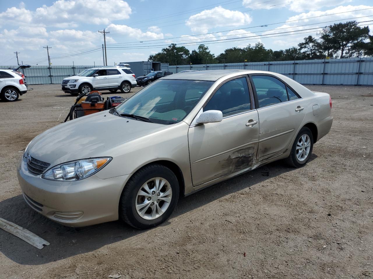 toyota camry 2004 4t1bf30k74u582814