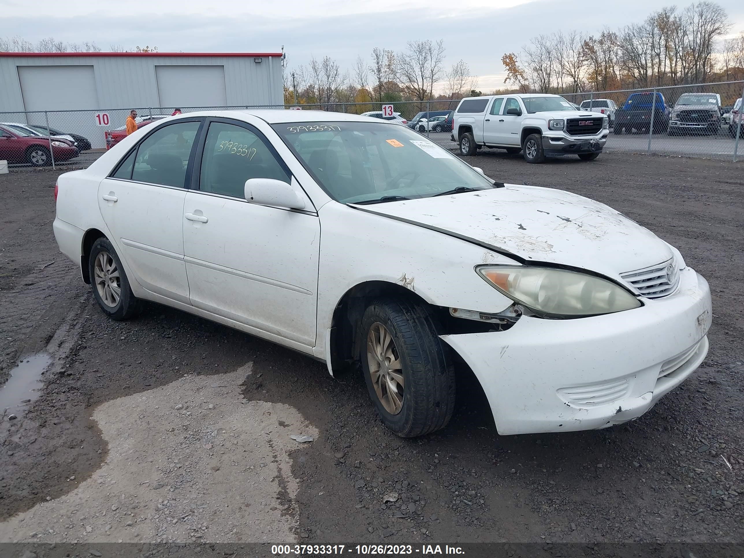 toyota camry 2005 4t1bf30k95u606080