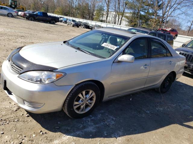 toyota camry 2005 4t1bf32k05u092066