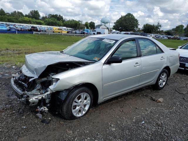 toyota camry le 2005 4t1bf32k05u616638