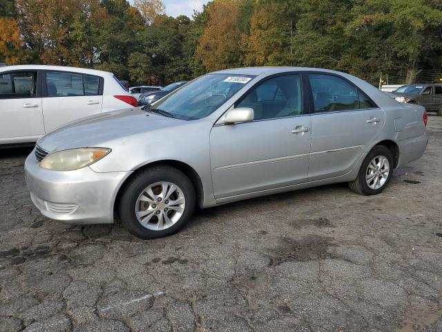 toyota camry le 2005 4t1bf32k25u613580