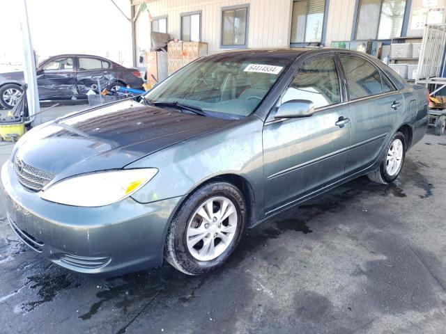 toyota camry le 2004 4t1bf32k34u069671