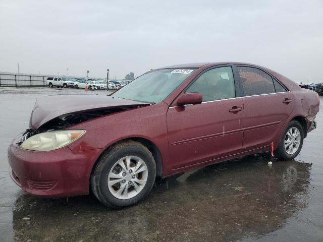 toyota camry le 2005 4t1bf32k35u107434