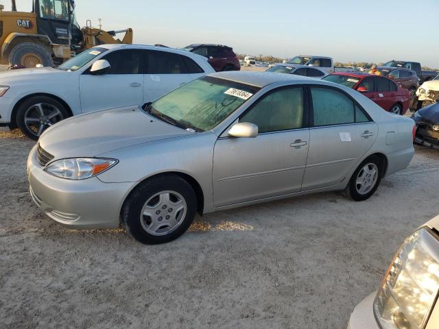 toyota camry le 2002 4t1bf32k42u009847