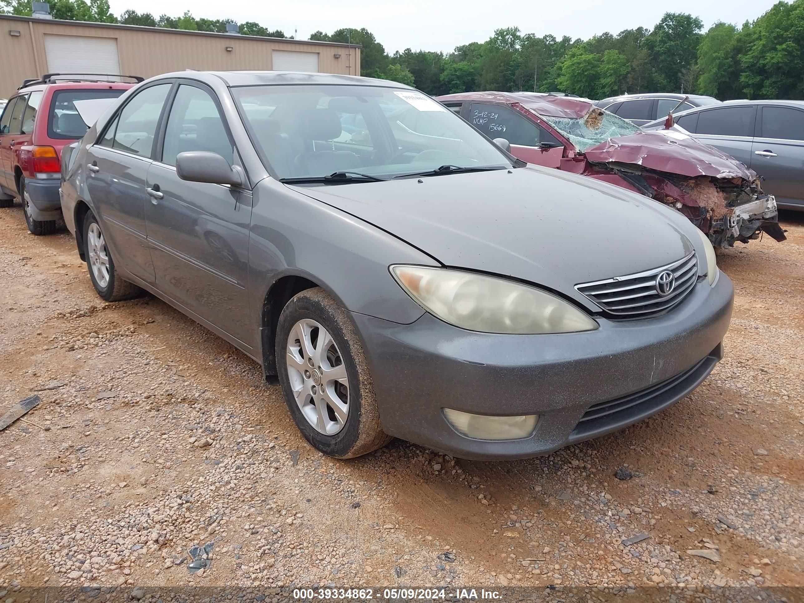 toyota camry 2005 4t1bf32k45u618943