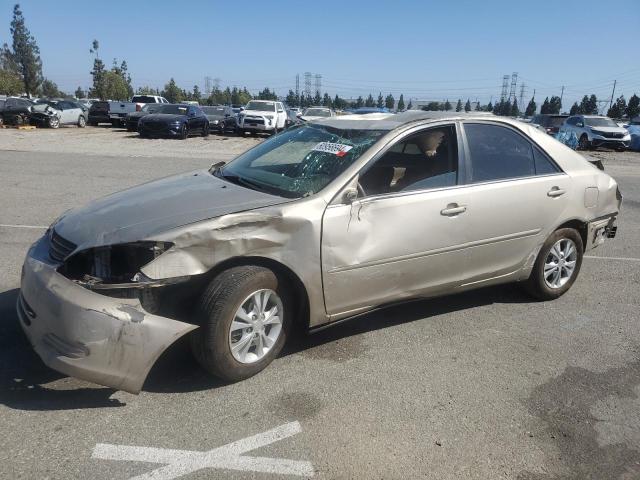 toyota camry le 2004 4t1bf32k54u574384