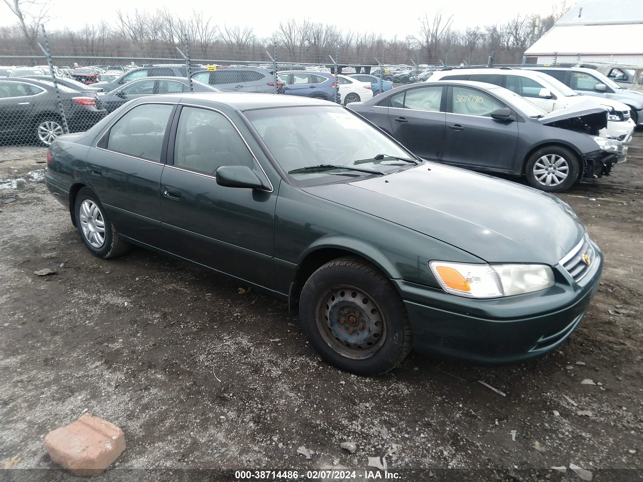 toyota camry 2001 4t1bg22k31u110304