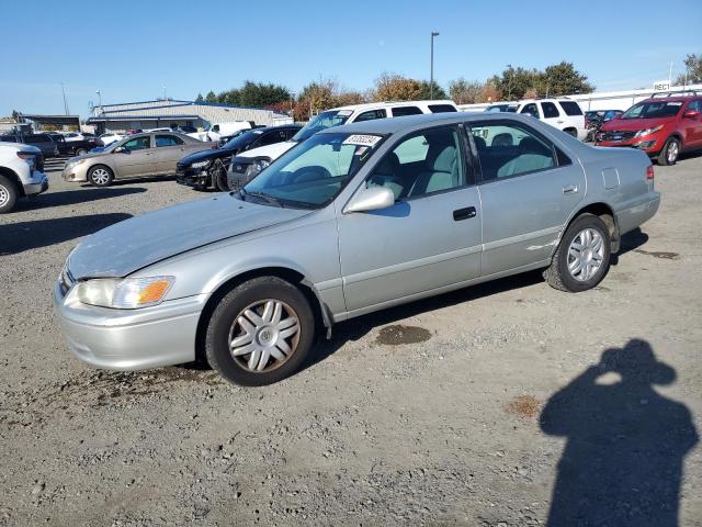 toyota camry ce 2001 4t1bg22k51u826847