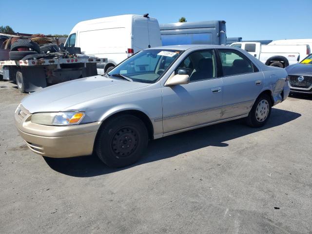 toyota camry ce 1998 4t1bg28k6wu261894