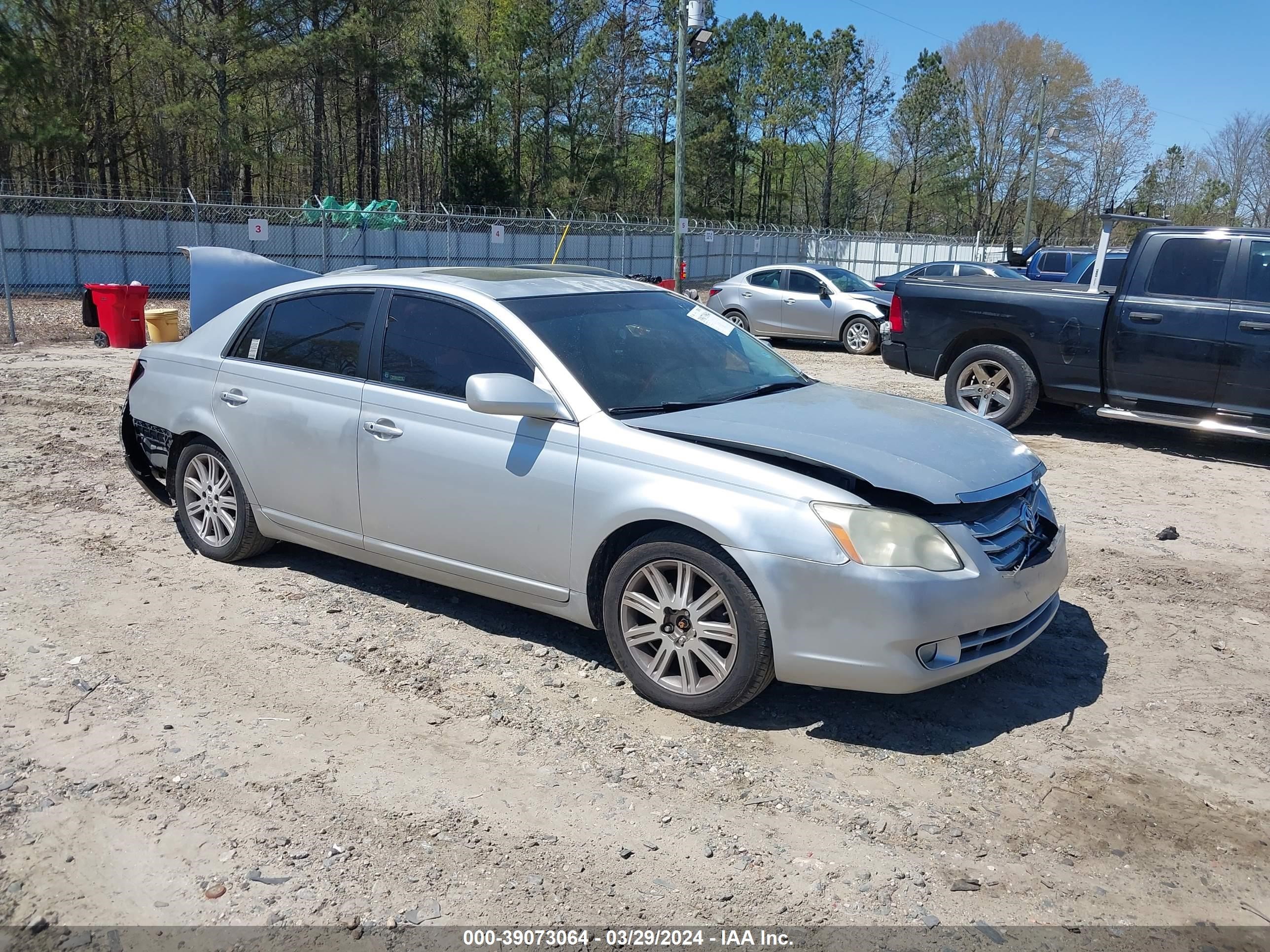 toyota avalon 2006 4t1bk36b06u065652