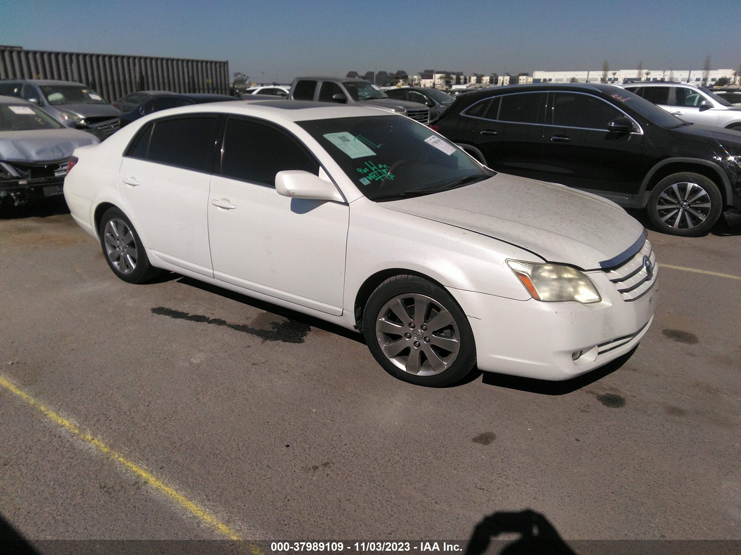 toyota avalon 2005 4t1bk36b25u010697