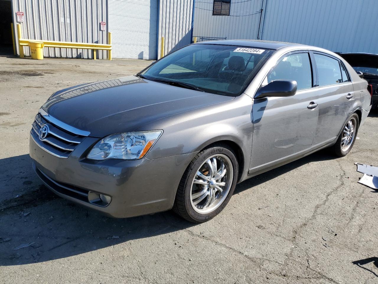 toyota avalon 2005 4t1bk36b25u014295