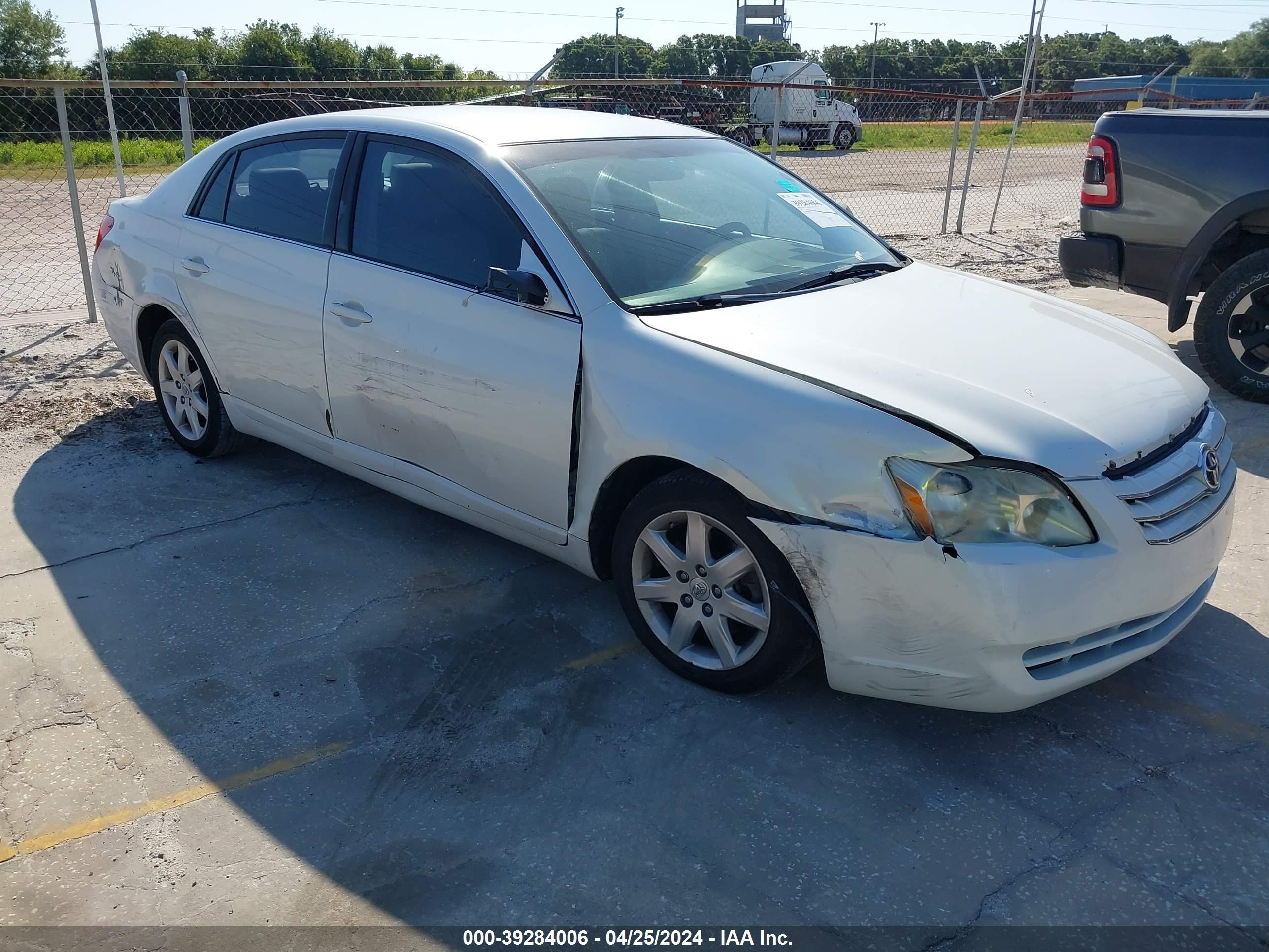 toyota avalon 2007 4t1bk36b27u206366