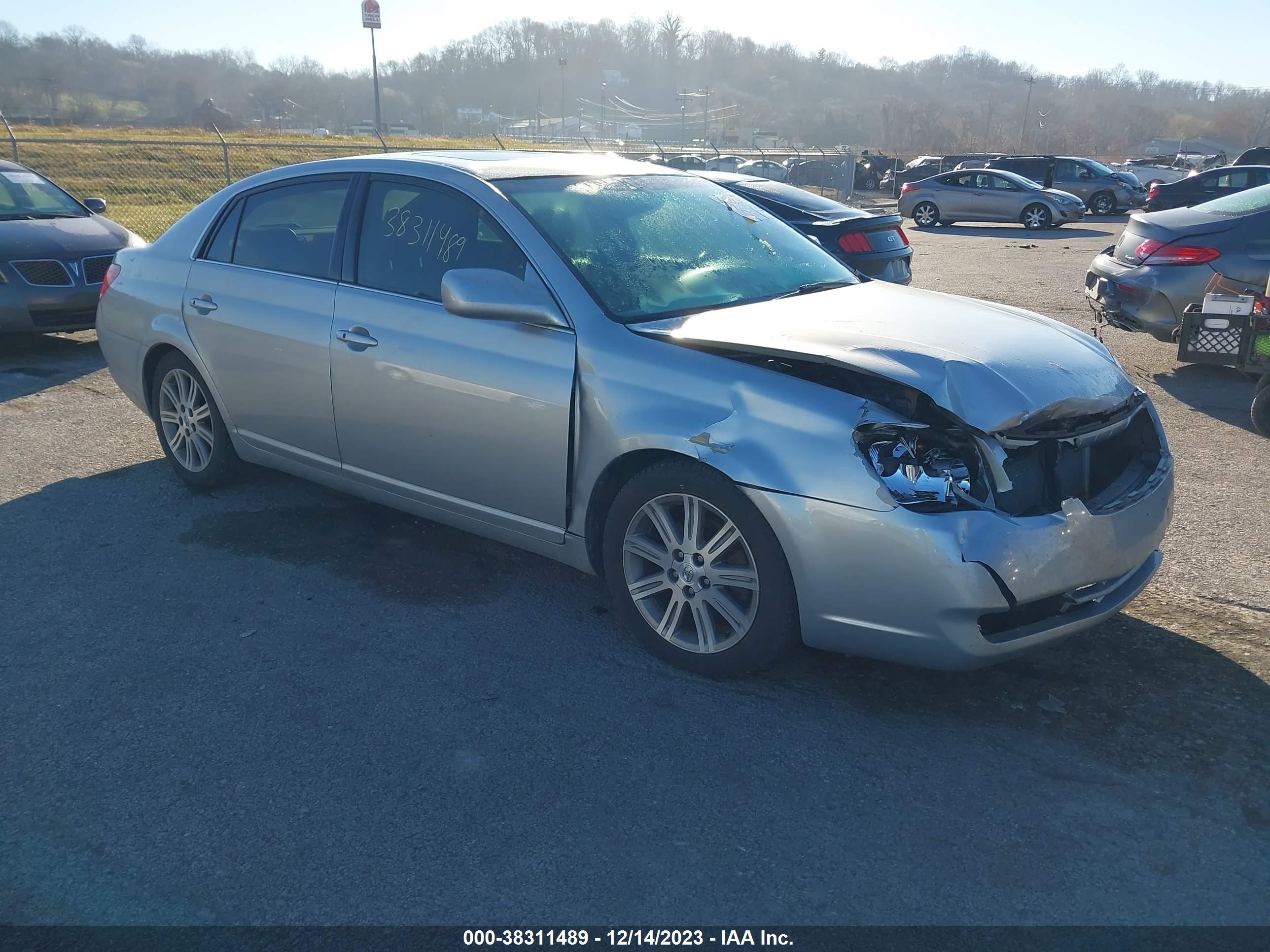 toyota avalon 2005 4t1bk36b35u038959