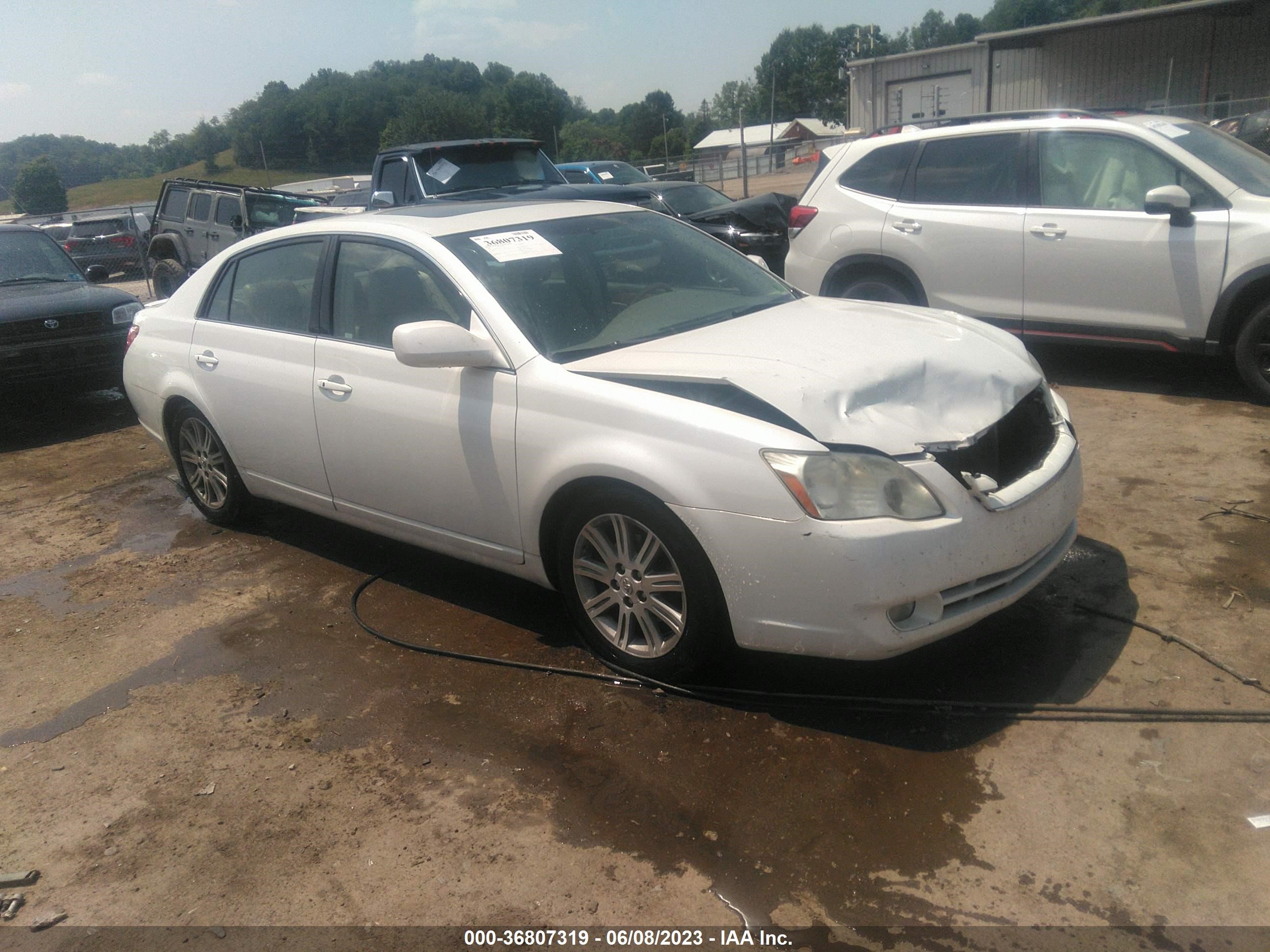 toyota avalon 2007 4t1bk36b77u251769