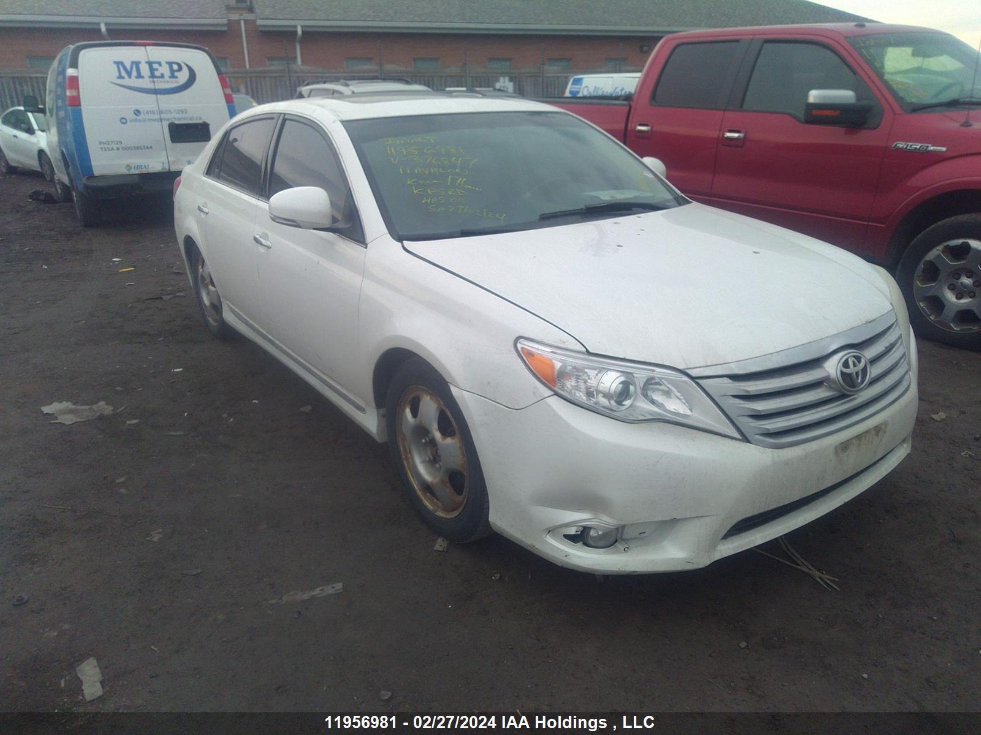 toyota avalon 2011 4t1bk3db7bu376847