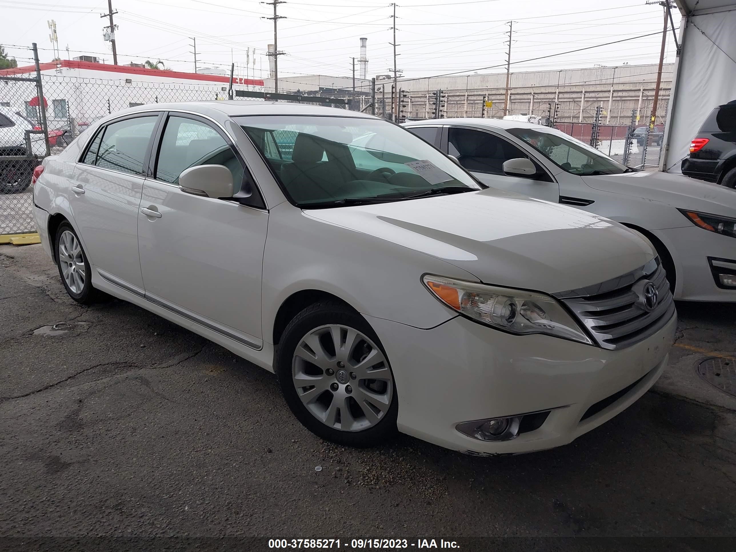 toyota avalon 2011 4t1bk3db8bu433203