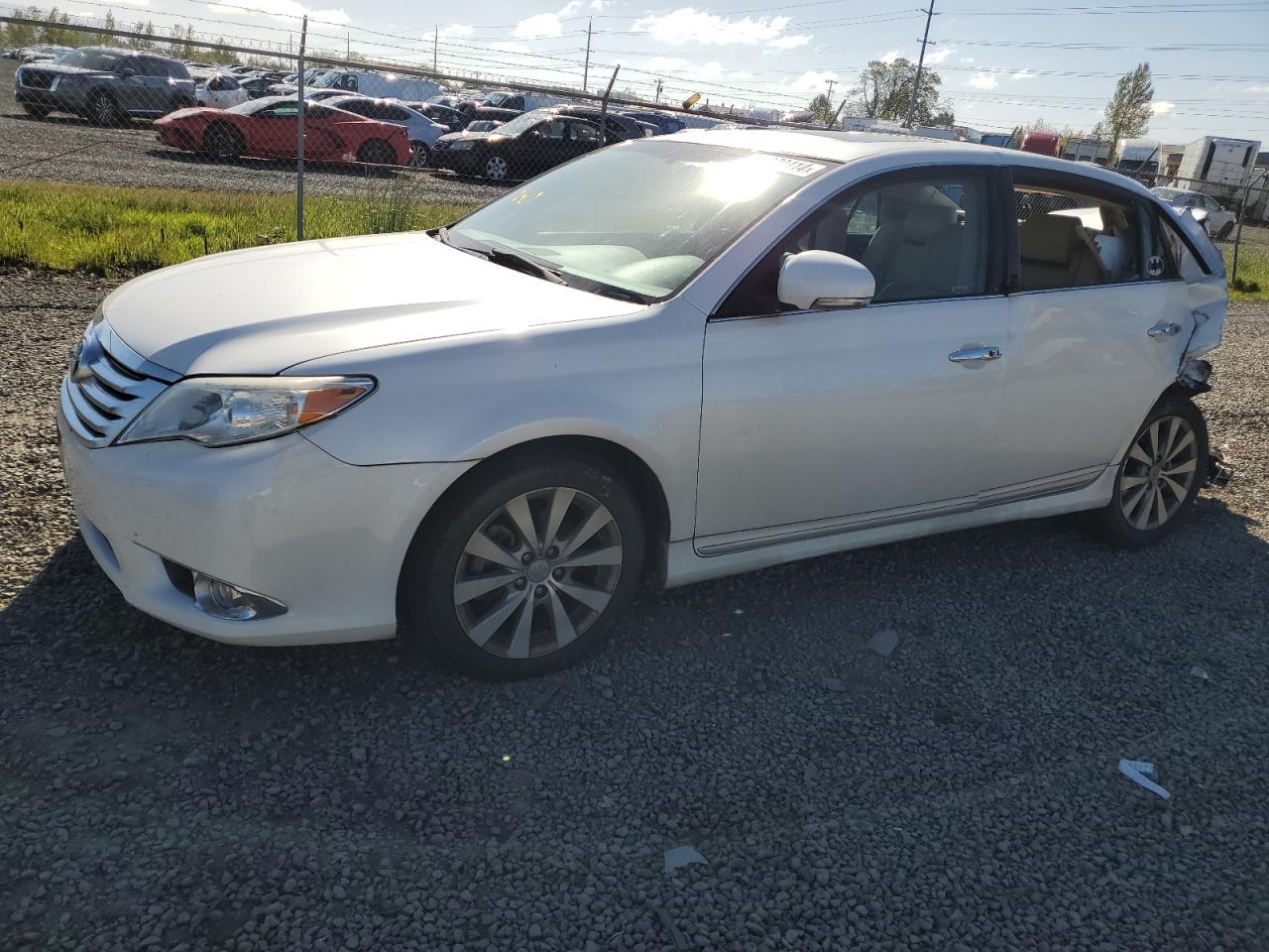 toyota avalon 2011 4t1bk3dbxbu428343